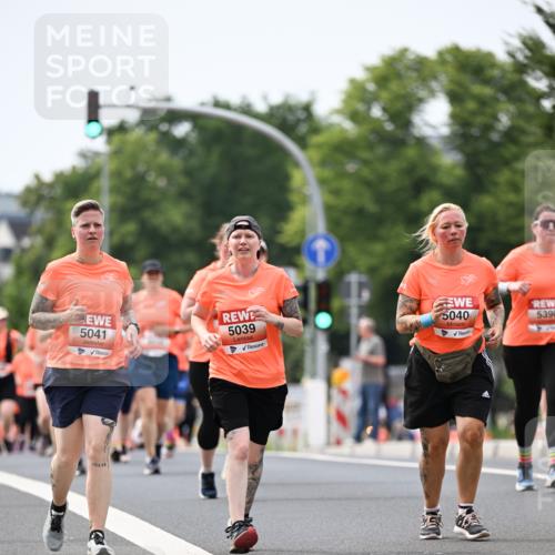 15.06.2025 - REWE Women's Run Dr. Thomas Lammeyer http://msf.ph/oto/7984436 15.06.2025 10:47:06 Laufen 5041, 5039, 5040, 5390 meine-sportfotos.de