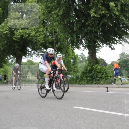 15.06.2025 - 7 Türme Triathlon Yannick Fuchs http://msf.ph/oto/7984458 15.06.2025 13:44:24 Radfahren  meine-sportfotos.de