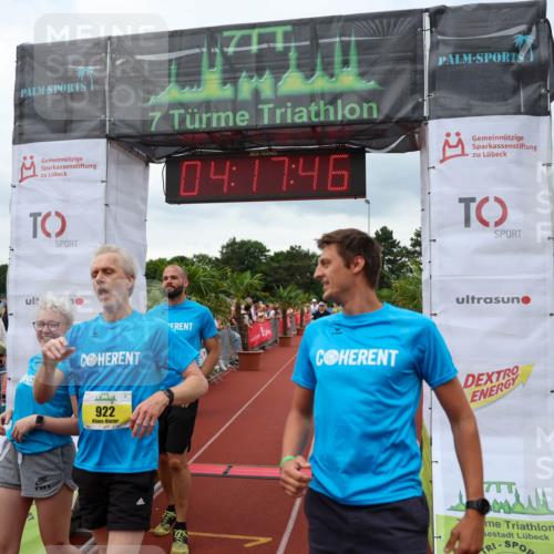 15.06.2025 - 7 Türme Triathlon Michael Strokosch http://msf.ph/oto/7984484 15.06.2025 14:17:46 Ziel 648, 742, 922 meine-sportfotos.de