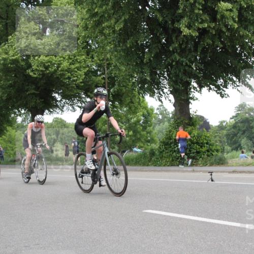 15.06.2025 - 7 Türme Triathlon Yannick Fuchs http://msf.ph/oto/7984509 15.06.2025 13:44:25 Radfahren  meine-sportfotos.de