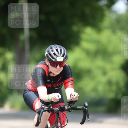 15.06.2025 - 7 Türme Triathlon Yannick Fuchs http://msf.ph/oto/7984530 15.06.2025 12:54:36 Radfahren 232, 341, 673 meine-sportfotos.de