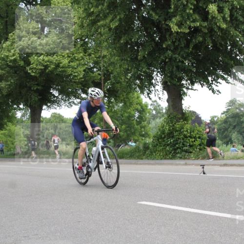 15.06.2025 - 7 Türme Triathlon Yannick Fuchs http://msf.ph/oto/7984558 15.06.2025 13:44:27 Radfahren  meine-sportfotos.de