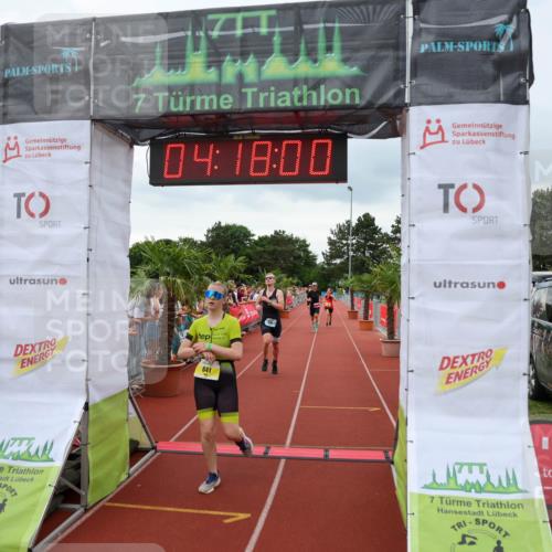 15.06.2025 - 7 Türme Triathlon Michael Strokosch http://msf.ph/oto/7984651 15.06.2025 14:17:59 Ziel 261, 570, 681, 721, 841, 1131, 1195 meine-sportfotos.de