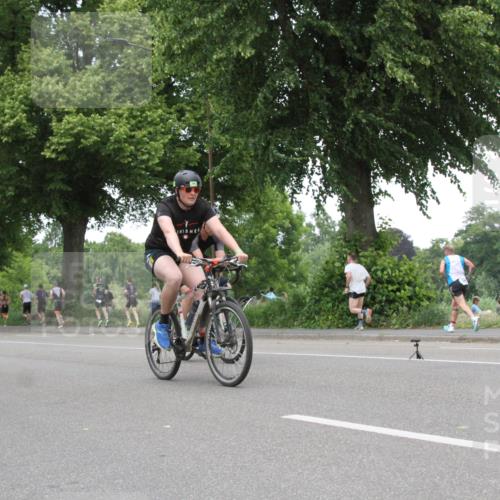 15.06.2025 - 7 Türme Triathlon Yannick Fuchs http://msf.ph/oto/7984697 15.06.2025 13:45:03 Radfahren  meine-sportfotos.de