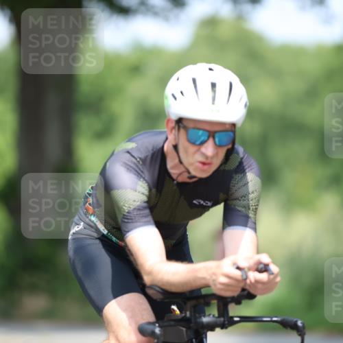 15.06.2025 - 7 Türme Triathlon Yannick Fuchs http://msf.ph/oto/7984723 15.06.2025 12:54:45 Radfahren 241, 341, 372, 470, 538, 550, 608, 817 meine-sportfotos.de