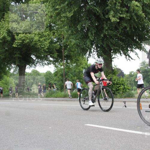 15.06.2025 - 7 Türme Triathlon Yannick Fuchs http://msf.ph/oto/7984735 15.06.2025 13:45:05 Radfahren  meine-sportfotos.de