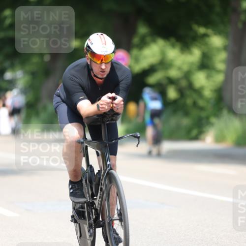 15.06.2025 - 7 Türme Triathlon Yannick Fuchs http://msf.ph/oto/7984762 15.06.2025 12:54:46 Radfahren 241, 372, 470, 538, 550, 608, 817 meine-sportfotos.de