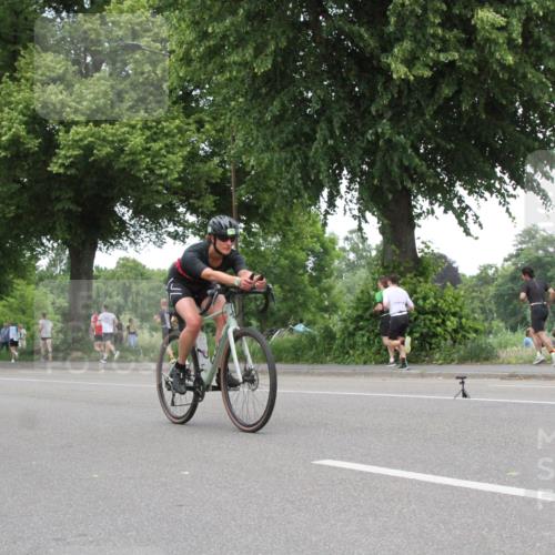 15.06.2025 - 7 Türme Triathlon Yannick Fuchs http://msf.ph/oto/7984776 15.06.2025 13:45:11 Radfahren  meine-sportfotos.de