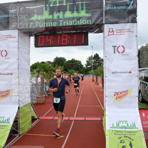 15.06.2025 - 7 Türme Triathlon Michael Strokosch http://msf.ph/oto/7984833 15.06.2025 14:18:10 Ziel 261, 511, 613, 1101, 1131 meine-sportfotos.de