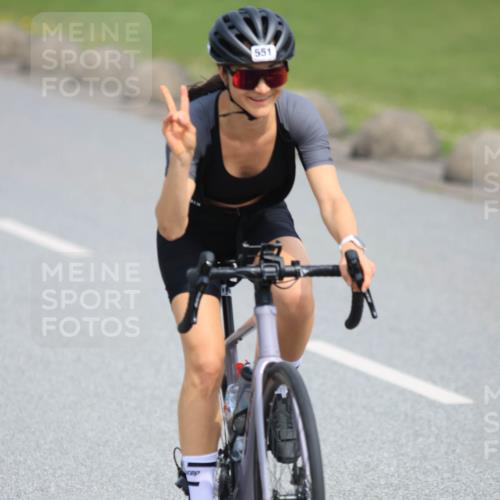 15.06.2025 - 27. Vierlanden-Triathlon H.Heesch http://msf.ph/oto/7984938 15.06.2025 11:02:39 Radfahren 510, 522, 529, 735, 771 meine-sportfotos.de
