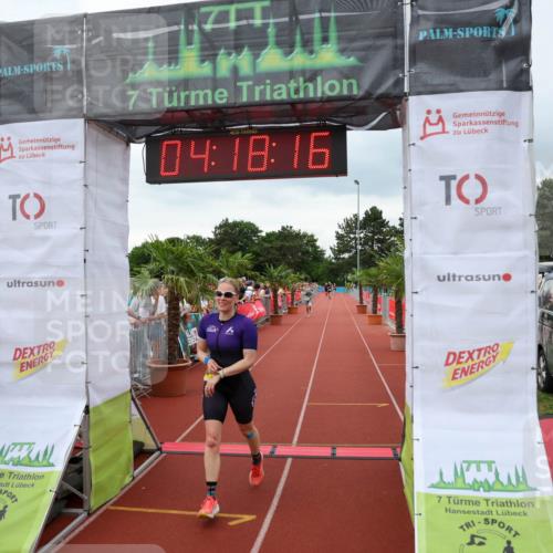 15.06.2025 - 7 Türme Triathlon Michael Strokosch http://msf.ph/oto/7984953 15.06.2025 14:18:16 Ziel 511, 1101, 1188 meine-sportfotos.de