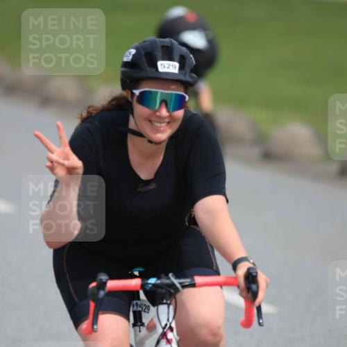 15.06.2025 - 27. Vierlanden-Triathlon H.Heesch http://msf.ph/oto/7984958 15.06.2025 11:02:41 Radfahren 510, 519, 522, 529, 532, 594, 628, 634, 639, 725, 735, 771 meine-sportfotos.de