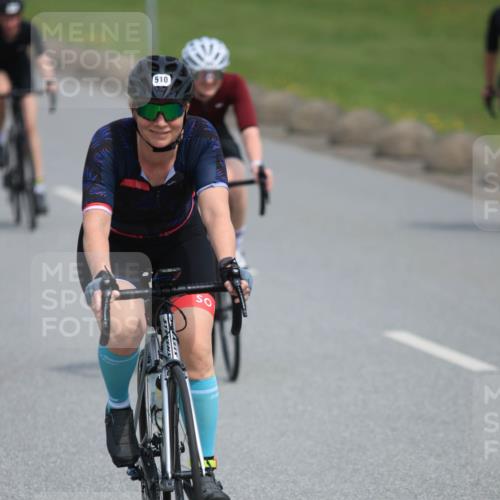 15.06.2025 - 27. Vierlanden-Triathlon H.Heesch http://msf.ph/oto/7984991 15.06.2025 11:02:46 Radfahren 493, 510, 519, 522, 532, 594, 628, 634, 639, 725, 735 meine-sportfotos.de