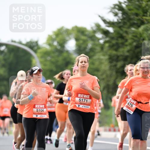 15.06.2025 - REWE Women's Run Dr. Thomas Lammeyer http://msf.ph/oto/7985015 15.06.2025 10:47:19 Laufen 5171, 5104, 6476 meine-sportfotos.de