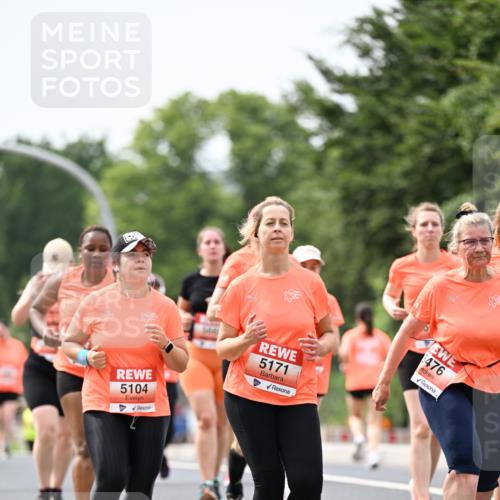 15.06.2025 - REWE Women's Run Dr. Thomas Lammeyer http://msf.ph/oto/7985029 15.06.2025 10:47:20 Laufen 5104, 5171, 5476 meine-sportfotos.de