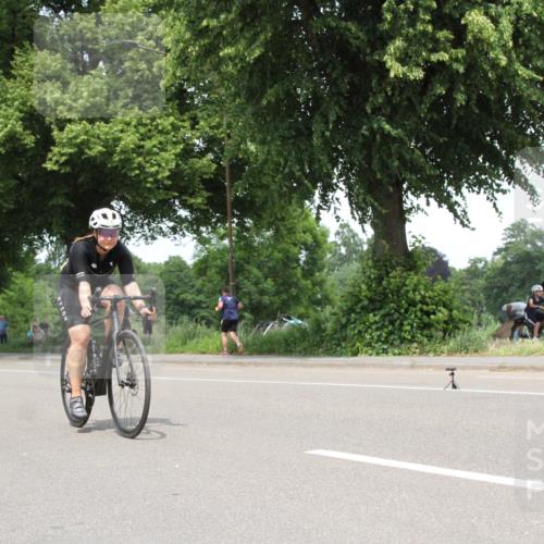 15.06.2025 - 7 Türme Triathlon Yannick Fuchs http://msf.ph/oto/7985061 15.06.2025 13:46:45 Radfahren  meine-sportfotos.de