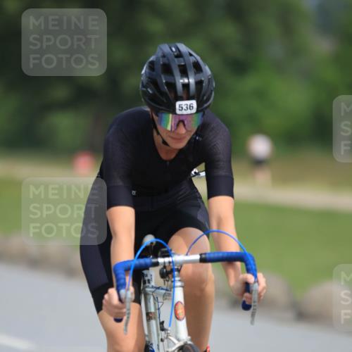 15.06.2025 - 27. Vierlanden-Triathlon H.Heesch http://msf.ph/oto/7985087 15.06.2025 11:03:49 Radfahren 35, 51, 75, 536, 656 meine-sportfotos.de