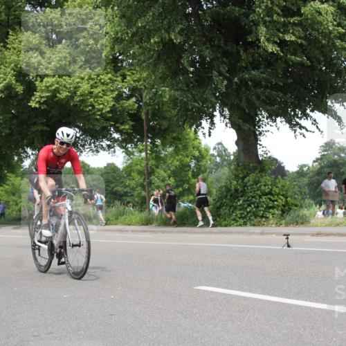 15.06.2025 - 7 Türme Triathlon Yannick Fuchs http://msf.ph/oto/7985181 15.06.2025 13:47:00 Radfahren  meine-sportfotos.de
