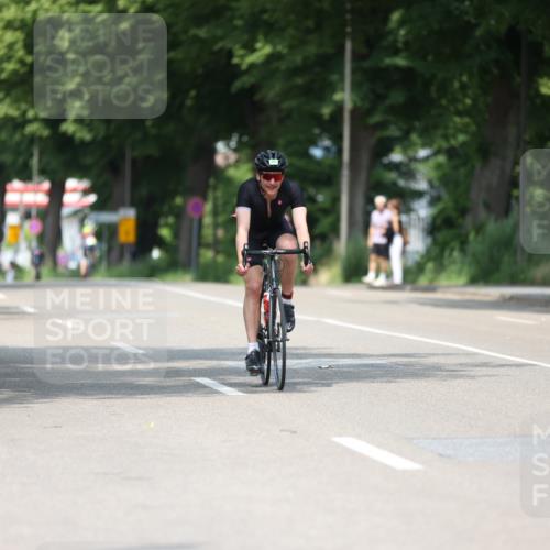 15.06.2025 - 7 Türme Triathlon Yannick Fuchs http://msf.ph/oto/7985201 15.06.2025 12:55:12 Radfahren  meine-sportfotos.de