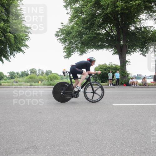15.06.2025 - 7 Türme Triathlon Yannick Fuchs http://msf.ph/oto/7985236 15.06.2025 11:10:42 Radfahren 220 meine-sportfotos.de