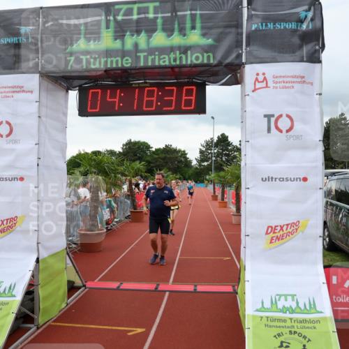 15.06.2025 - 7 Türme Triathlon Michael Strokosch http://msf.ph/oto/7985251 15.06.2025 14:18:38 Ziel 550, 720, 779, 802, 925, 979, 1161 meine-sportfotos.de