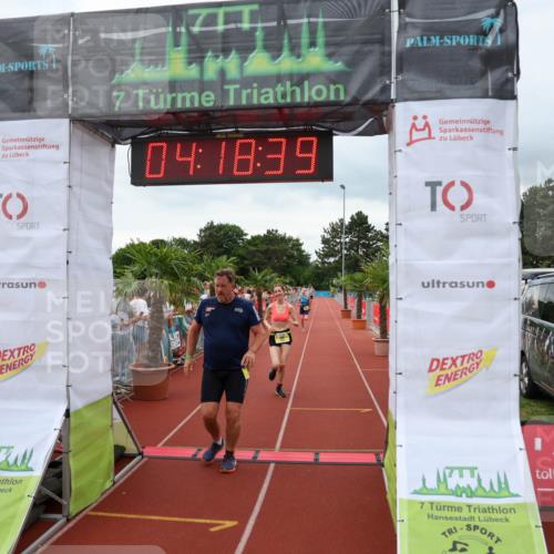 15.06.2025 - 7 Türme Triathlon Michael Strokosch http://msf.ph/oto/7985283 15.06.2025 14:18:38 Ziel 550, 720, 779, 802, 925, 979, 1161 meine-sportfotos.de