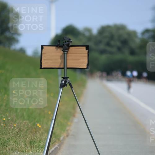21.06.2025 - 27. Vierlanden-Triathlon H.Heesch http://msf.ph/oto/7985318 15.06.2025 11:26:19 Radfahren 18, 911, 945, 978 meine-sportfotos.de
