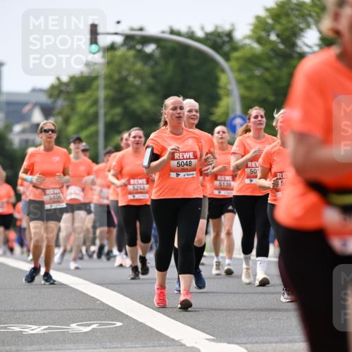 15.06.2025 - REWE Women's Run Dr. Thomas Lammeyer http://msf.ph/oto/7985358 15.06.2025 10:47:27 Laufen 5253, 5048, 5139 meine-sportfotos.de