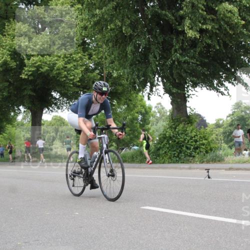 15.06.2025 - 7 Türme Triathlon Yannick Fuchs http://msf.ph/oto/7985449 15.06.2025 13:47:32 Radfahren  meine-sportfotos.de