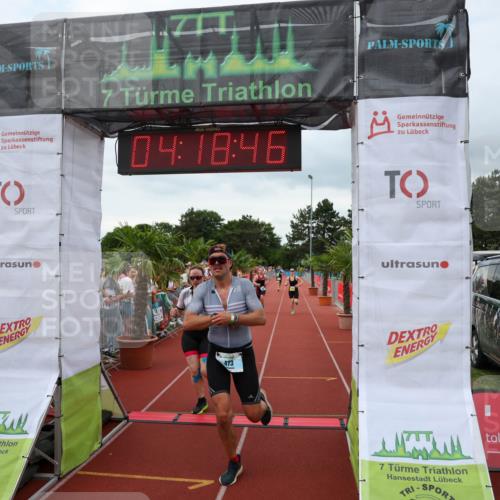 15.06.2025 - 7 Türme Triathlon Michael Strokosch http://msf.ph/oto/7985452 15.06.2025 14:18:45 Ziel 473, 594, 779, 802, 929, 979, 1119 meine-sportfotos.de