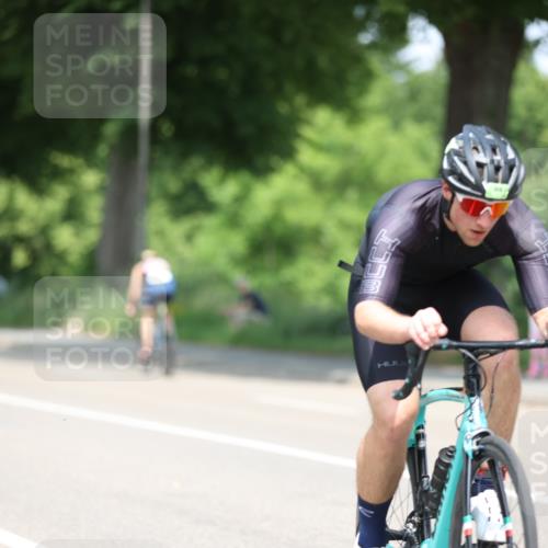 15.06.2025 - 7 Türme Triathlon Yannick Fuchs http://msf.ph/oto/7985453 15.06.2025 12:55:35 Radfahren 536, 559, 568, 612, 637 meine-sportfotos.de