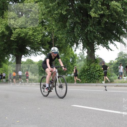 15.06.2025 - 7 Türme Triathlon Yannick Fuchs http://msf.ph/oto/7985503 15.06.2025 13:47:51 Radfahren  meine-sportfotos.de