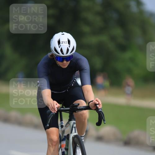 15.06.2025 - 27. Vierlanden-Triathlon H.Heesch http://msf.ph/oto/7985519 15.06.2025 11:05:18 Radfahren 212, 707 meine-sportfotos.de