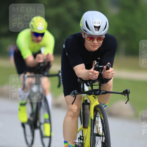 15.06.2025 - 27. Vierlanden-Triathlon H.Heesch http://msf.ph/oto/7985567 15.06.2025 11:05:34 Radfahren 82, 99, 222, 552, 688, 718 meine-sportfotos.de