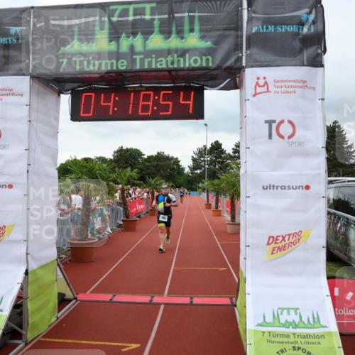 15.06.2025 - 7 Türme Triathlon Michael Strokosch http://msf.ph/oto/7985597 15.06.2025 14:18:54 Ziel 594, 677, 1119 meine-sportfotos.de