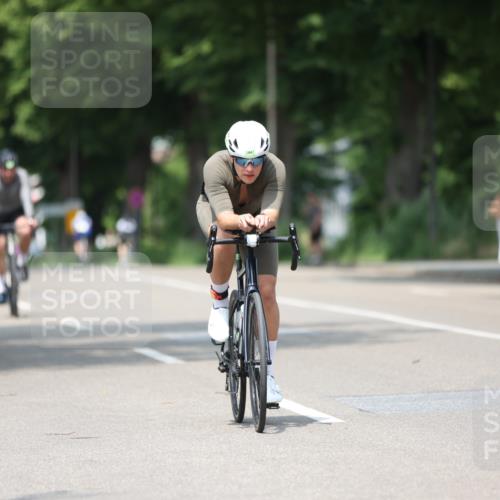 15.06.2025 - 7 Türme Triathlon Yannick Fuchs http://msf.ph/oto/7985690 15.06.2025 12:56:12 Radfahren 284, 454, 635 meine-sportfotos.de