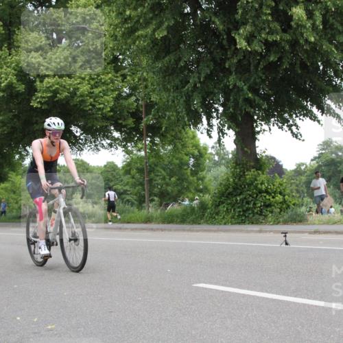 15.06.2025 - 7 Türme Triathlon Yannick Fuchs http://msf.ph/oto/7985718 15.06.2025 13:48:30 Radfahren  meine-sportfotos.de