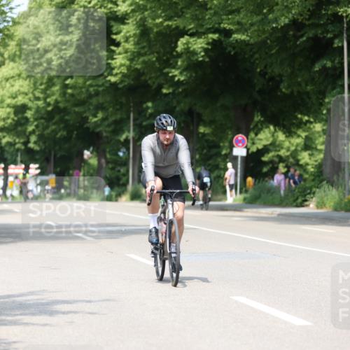 15.06.2025 - 7 Türme Triathlon Yannick Fuchs http://msf.ph/oto/7985778 15.06.2025 12:56:15 Radfahren 284, 454, 538, 550, 557, 674 meine-sportfotos.de