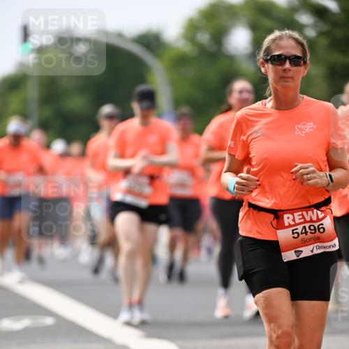 15.06.2025 - REWE Women's Run Dr. Thomas Lammeyer http://msf.ph/oto/7985828 15.06.2025 10:47:34 Laufen 5496 meine-sportfotos.de