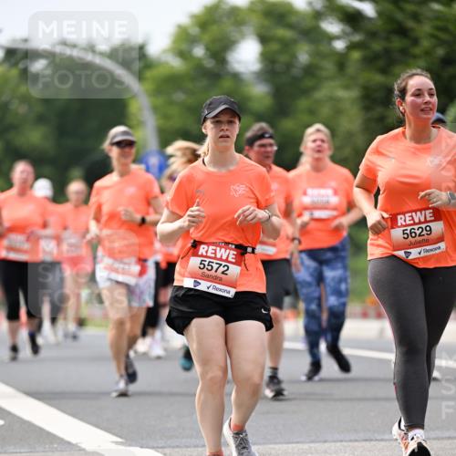 15.06.2025 - REWE Women's Run Dr. Thomas Lammeyer http://msf.ph/oto/7985885 15.06.2025 10:47:36 Laufen 5572, 5629 meine-sportfotos.de