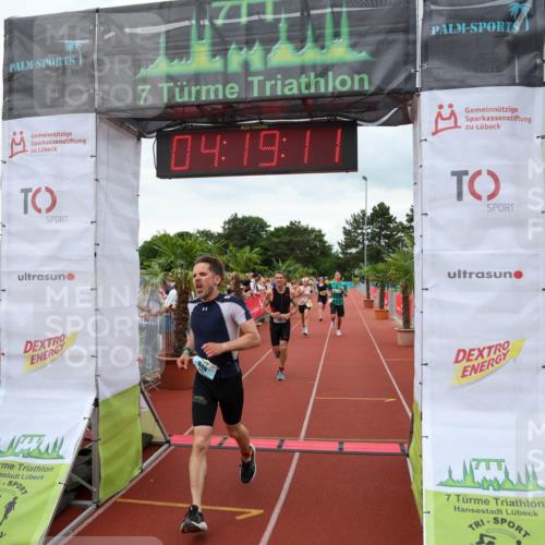 15.06.2025 - 7 Türme Triathlon Michael Strokosch http://msf.ph/oto/7985886 15.06.2025 14:19:10 Ziel 539, 604, 649, 968, 987, 1083 meine-sportfotos.de