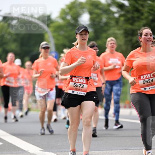 15.06.2025 - REWE Women's Run Dr. Thomas Lammeyer http://msf.ph/oto/7985889 15.06.2025 10:47:36 Laufen 5572, 5629 meine-sportfotos.de