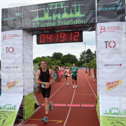 15.06.2025 - 7 Türme Triathlon Michael Strokosch http://msf.ph/oto/7985916 15.06.2025 14:19:12 Ziel 539, 649, 968, 987, 1083 meine-sportfotos.de