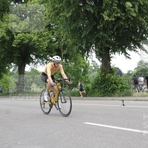 15.06.2025 - 7 Türme Triathlon Yannick Fuchs http://msf.ph/oto/7985951 15.06.2025 13:49:04 Radfahren  meine-sportfotos.de