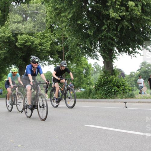 15.06.2025 - 7 Türme Triathlon Yannick Fuchs http://msf.ph/oto/7985998 15.06.2025 13:49:11 Radfahren  meine-sportfotos.de