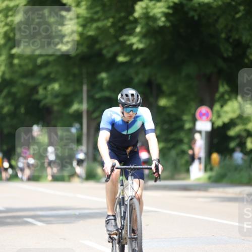 15.06.2025 - 7 Türme Triathlon Yannick Fuchs http://msf.ph/oto/7986072 15.06.2025 12:56:35 Radfahren 274, 331, 385, 623 meine-sportfotos.de