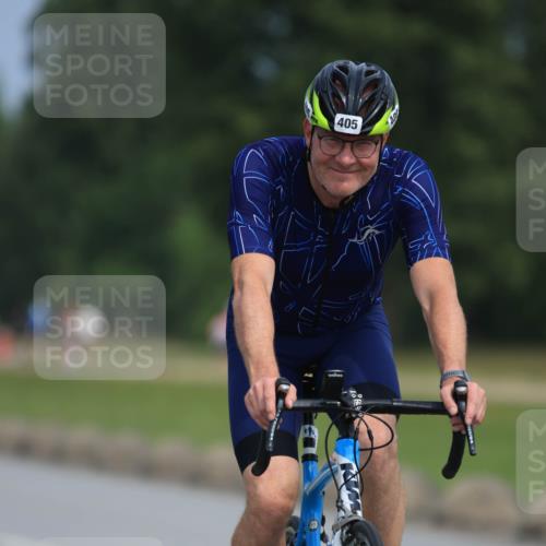 15.06.2025 - 27. Vierlanden-Triathlon H.Heesch http://msf.ph/oto/7986073 15.06.2025 11:07:11 Radfahren 11, 405, 636 meine-sportfotos.de