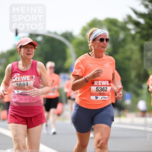 15.06.2025 - REWE Women's Run Dr. Thomas Lammeyer http://msf.ph/oto/7986139 15.06.2025 10:47:42 Laufen 5684, 5362 meine-sportfotos.de