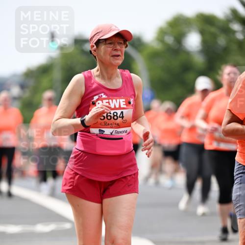 15.06.2025 - REWE Women's Run Dr. Thomas Lammeyer http://msf.ph/oto/7986189 15.06.2025 10:47:43 Laufen 5684 meine-sportfotos.de