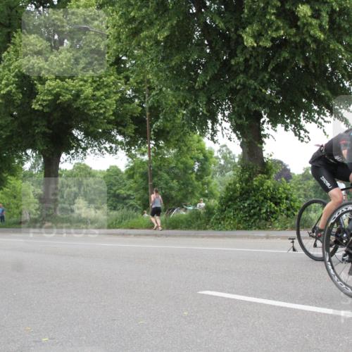 15.06.2025 - 7 Türme Triathlon Yannick Fuchs http://msf.ph/oto/7986281 15.06.2025 13:49:56 Radfahren  meine-sportfotos.de